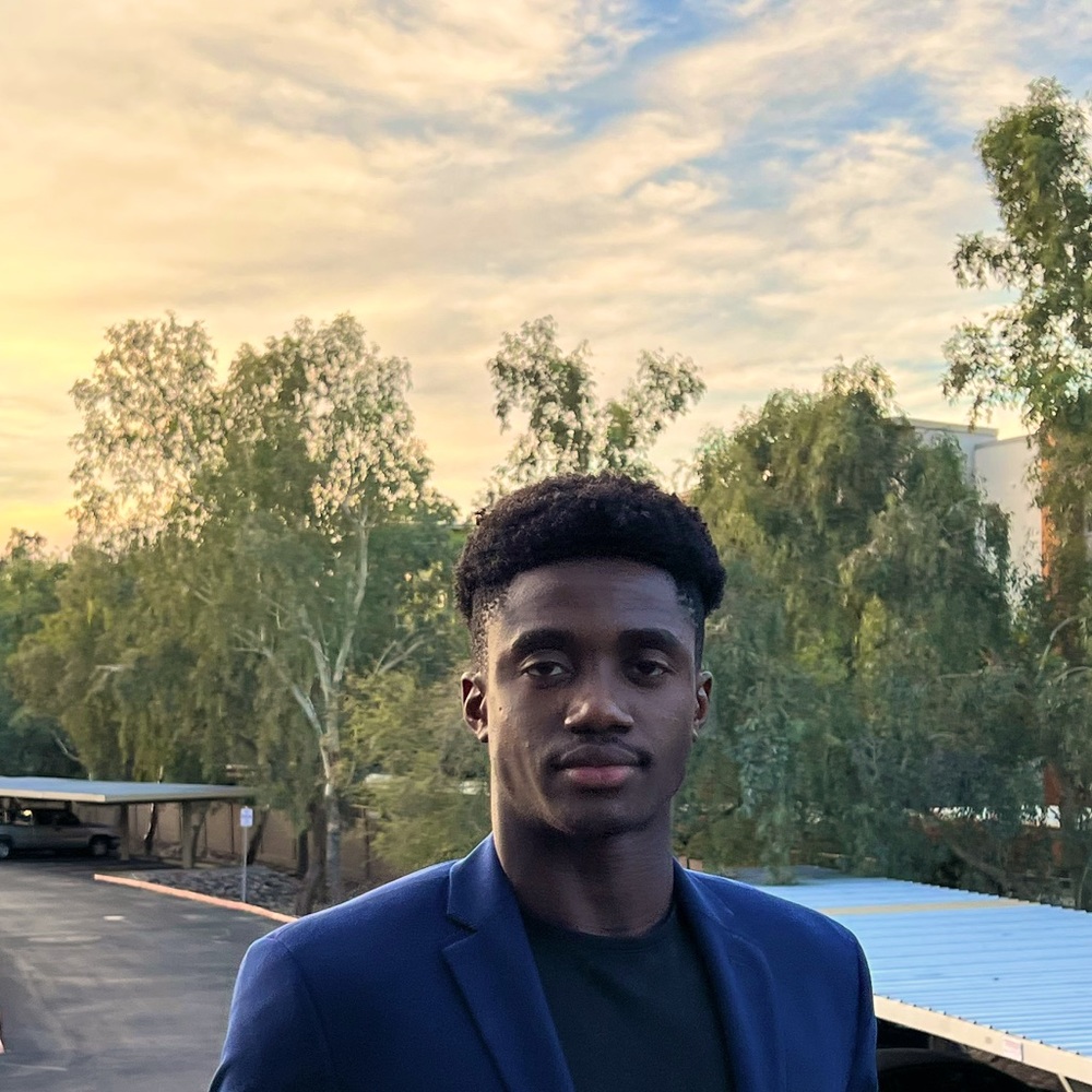 Meet your Posher, Enzo